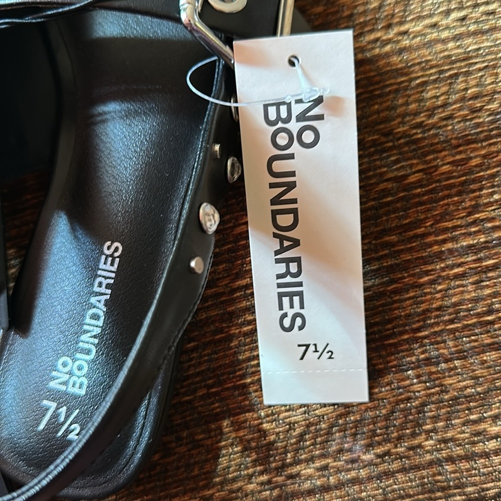 NWT NO BOUNDARIES adjustable sling back shoes for women with memory foam 7 1/2 - Picture 3 of 5